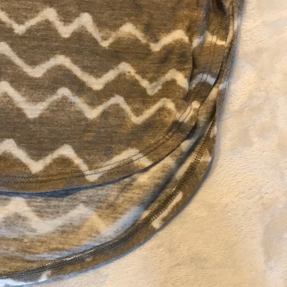 Short sleeve top - Picture 3 of 3